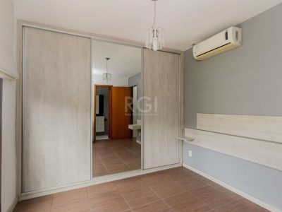 Casa Condominio à venda com 85m², 3 quartos, 1 suíte, 1 vaga no bairro Ipanema em Porto Alegre - Foto 17