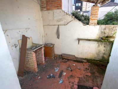 Casa à venda com 144m², 5 quartos no bairro Independência em Porto Alegre - Foto 14