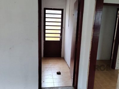 Casa à venda com 247m², 4 quartos, 4 vagas no bairro Partenon em Porto Alegre - Foto 20