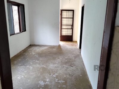 Casa à venda com 247m², 4 quartos, 4 vagas no bairro Partenon em Porto Alegre - Foto 23