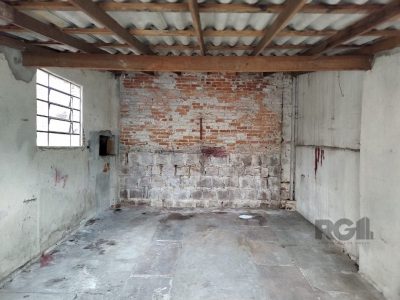 Casa à venda com 247m², 4 quartos, 4 vagas no bairro Partenon em Porto Alegre - Foto 44