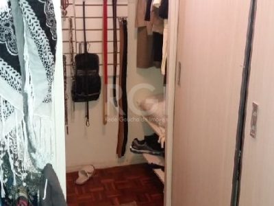 Casa à venda com 301m², 3 quartos, 2 vagas no bairro Jardim Lindóia em Porto Alegre - Foto 20