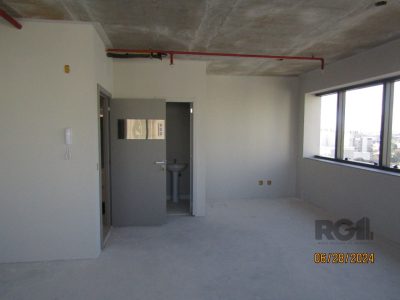 Conjunto/Sala à venda com 30m² no bairro Floresta em Porto Alegre - Foto 9