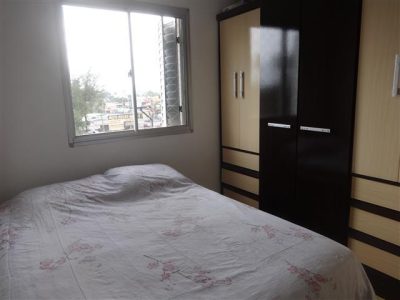 Apartamento à venda com 63m², 3 quartos, 1 vaga no bairro São Sebastião em Porto Alegre - Foto 2