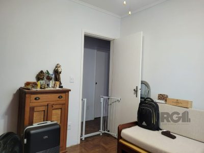 Apartamento à venda com 107m², 3 quartos, 1 suíte, 2 vagas no bairro São João em Porto Alegre - Foto 15