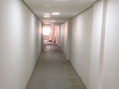 Apartamento à venda com 76m², 2 quartos, 1 suíte, 1 vaga no bairro Menino Deus em Porto Alegre - Foto 14