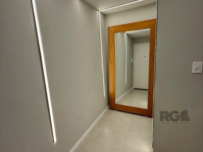 Apartamento à venda com 70m², 2 quartos, 1 vaga no bairro Moinhos de Vento em Porto Alegre - Foto 9