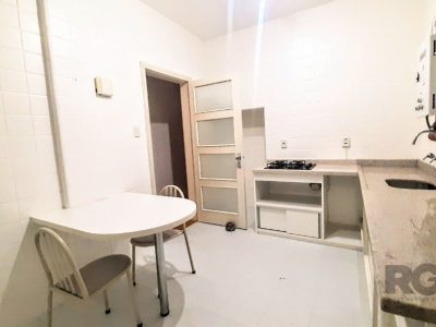 Apartamento à venda com 129m², 3 quartos, 1 suíte, 1 vaga no bairro Santana em Porto Alegre - Foto 11