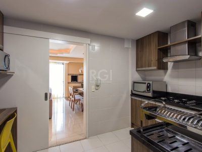 Apartamento à venda com 98m², 3 quartos, 1 suíte, 2 vagas no bairro Tristeza em Porto Alegre - Foto 18