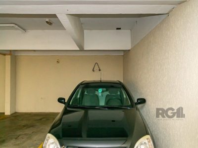 Apartamento à venda com 85m², 2 quartos, 1 suíte, 1 vaga no bairro Petrópolis em Porto Alegre - Foto 28