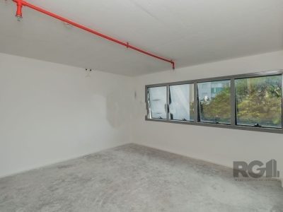 Conjunto/Sala à venda com 35m², 1 vaga no bairro Boa Vista em Porto Alegre - Foto 4