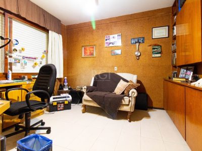 Apartamento à venda com 216m², 3 quartos, 2 suítes, 2 vagas no bairro Moinhos de Vento em Porto Alegre - Foto 9