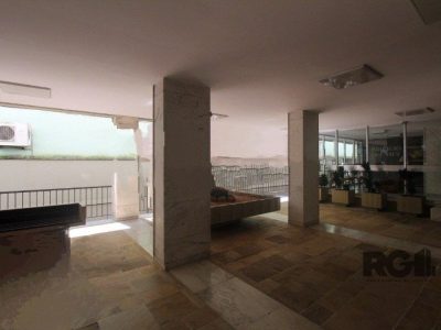 Apartamento à venda com 135m², 4 quartos, 1 suíte, 1 vaga no bairro Independência em Porto Alegre - Foto 6