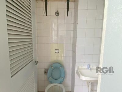 Apartamento à venda com 135m², 4 quartos, 1 suíte, 1 vaga no bairro Independência em Porto Alegre - Foto 32