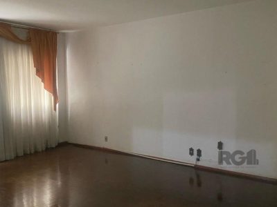 Apartamento à venda com 135m², 4 quartos, 1 suíte, 1 vaga no bairro Independência em Porto Alegre - Foto 14