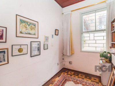 Casa à venda com 141m², 3 quartos, 2 vagas no bairro Rio Branco em Porto Alegre - Foto 16