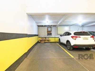 Apartamento à venda com 273m², 4 quartos, 2 suítes, 2 vagas no bairro Moinhos de Vento em Porto Alegre - Foto 10