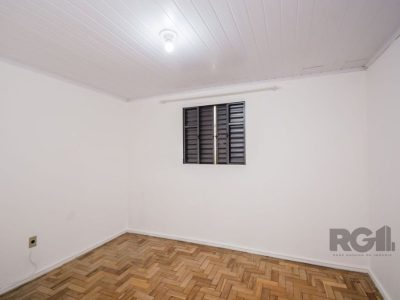 Casa à venda com 239m², 5 quartos, 1 suíte, 3 vagas no bairro Vila Ipiranga em Porto Alegre - Foto 24