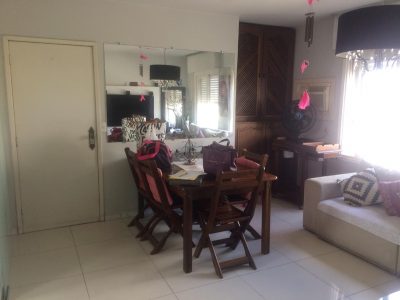 Apartamento à venda com 97m², 3 quartos, 1 suíte no bairro Azenha em Porto Alegre - Foto 2