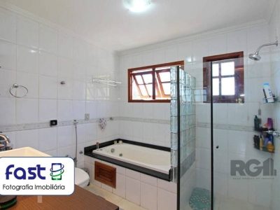 Casa à venda com 199m², 3 quartos, 1 suíte, 2 vagas no bairro Vila Ipiranga em Porto Alegre - Foto 29