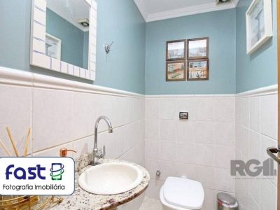 Casa à venda com 199m², 3 quartos, 1 suíte, 2 vagas no bairro Vila Ipiranga em Porto Alegre - Foto 46