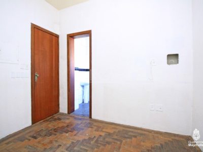 Casa à venda com 258m², 3 quartos, 1 suíte, 3 vagas no bairro Rio Branco em Porto Alegre - Foto 10