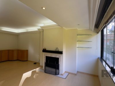 Apartamento à venda com 138m², 4 quartos, 1 suíte, 2 vagas no bairro Petrópolis em Porto Alegre - Foto 9