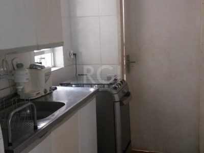 Apartamento à venda com 57m², 2 quartos no bairro Partenon em Porto Alegre - Foto 13