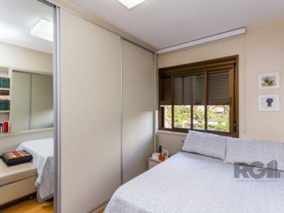 Apartamento à venda com 94m², 3 quartos, 1 suíte, 2 vagas no bairro Petrópolis em Porto Alegre - Foto 18