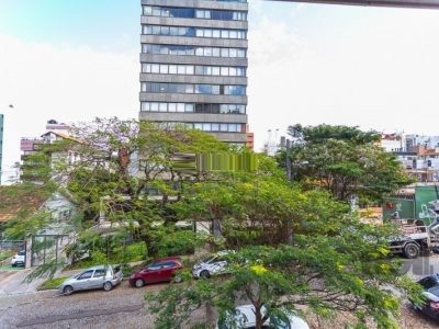 Apartamento à venda com 94m², 3 quartos, 1 suíte, 2 vagas no bairro Petrópolis em Porto Alegre - Foto 22