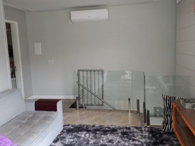 Cobertura à venda com 133m², 3 quartos, 1 suíte, 1 vaga no bairro Partenon em Porto Alegre - Foto 19