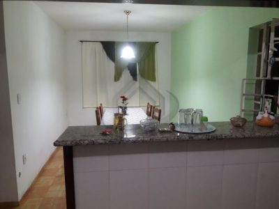 Casa à venda com 200m², 3 quartos, 1 suíte, 10 vagas no bairro Cristal em Porto Alegre - Foto 3