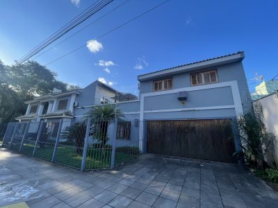 Casa à venda com 200m², 4 quartos, 2 suítes, 4 vagas no bairro Santana em Porto Alegre - Foto 13