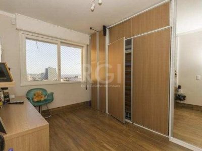 Apartamento à venda com 202m², 3 quartos, 1 suíte, 1 vaga no bairro Centro Histórico em Porto Alegre - Foto 21