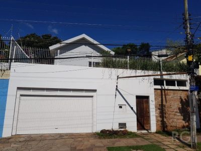 Casa à venda com 200m², 4 quartos, 1 suíte, 4 vagas no bairro Santa Tereza em Porto Alegre - Foto 10