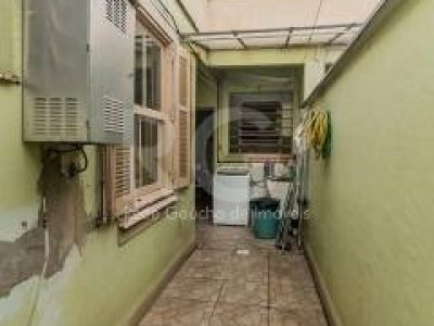 Apartamento à venda com 132m², 3 quartos, 1 vaga no bairro Glória em Porto Alegre - Foto 3