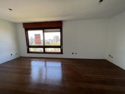 Apartamento à venda com 547m², 4 quartos, 1 suíte, 4 vagas no bairro Floresta em Porto Alegre - Foto 9