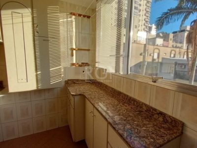 Apartamento à venda com 72m², 2 quartos, 1 suíte, 1 vaga no bairro Mont Serrat em Porto Alegre - Foto 10