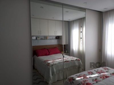 Apartamento à venda com 82m², 2 quartos, 1 suíte, 1 vaga no bairro Passo d'Areia em Porto Alegre - Foto 9