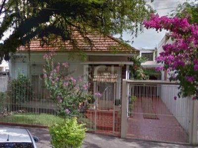 Casa à venda com 150m², 3 quartos, 2 vagas no bairro Santana em Porto Alegre - Foto 26