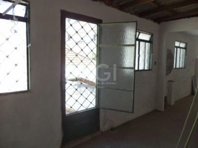 Casa à venda com 150m², 3 quartos, 2 vagas no bairro Santana em Porto Alegre - Foto 23