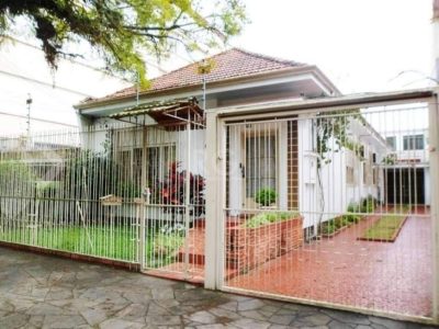 Casa à venda com 150m², 3 quartos, 2 vagas no bairro Santana em Porto Alegre - Foto 25