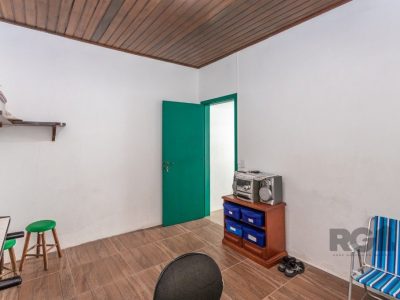 Casa à venda com 147m², 3 quartos, 1 suíte, 3 vagas no bairro Vila Ipiranga em Porto Alegre - Foto 37