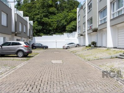 Casa Condominio à venda com 222m², 2 quartos, 2 suítes, 2 vagas no bairro Glória em Porto Alegre - Foto 46