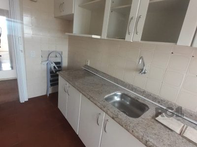 Apartamento à venda com 79m², 2 quartos no bairro Medianeira em Porto Alegre - Foto 8