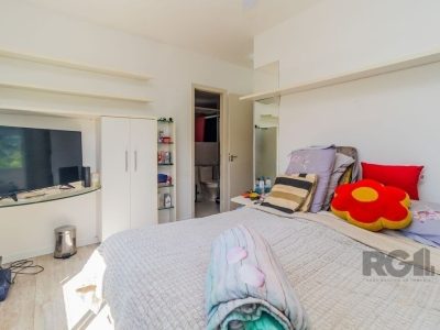 Apartamento à venda com 60m², 2 quartos, 1 suíte, 1 vaga no bairro Azenha em Porto Alegre - Foto 6