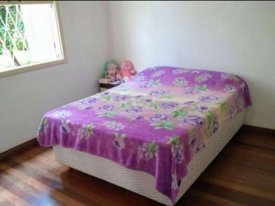 Casa à venda com 200m², 6 quartos, 6 vagas no bairro Medianeira em Porto Alegre - Foto 13