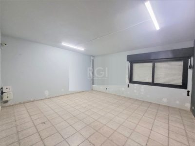 Casa à venda com 300m², 4 quartos, 2 suítes, 4 vagas no bairro Higienópolis em Porto Alegre - Foto 15