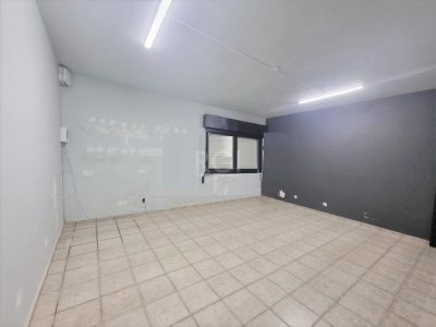 Casa à venda com 300m², 4 quartos, 2 suítes, 4 vagas no bairro Higienópolis em Porto Alegre - Foto 13