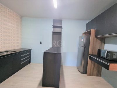 Casa à venda com 300m², 4 quartos, 2 suítes, 4 vagas no bairro Higienópolis em Porto Alegre - Foto 10